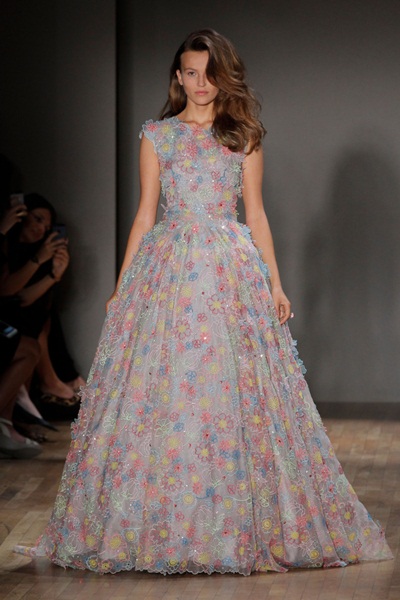 NEW YORK FASHION SHOW SPRING SUMMER 2015