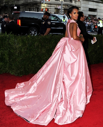 2015 Met Gala Costume Institute Benefit - celebrating the opening of China: Through the Looking Glass