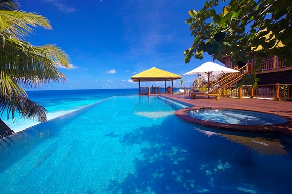 Pulau Fregate3