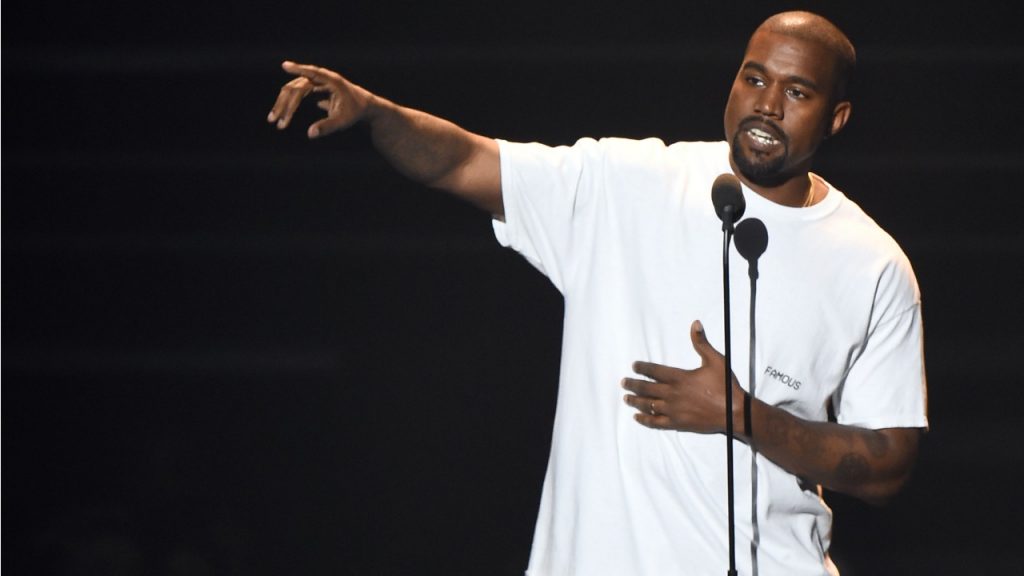 performs onstage during the 2016 MTV Video Music Awards at Madison Square Garden on August 28, 2016 in New York City.
