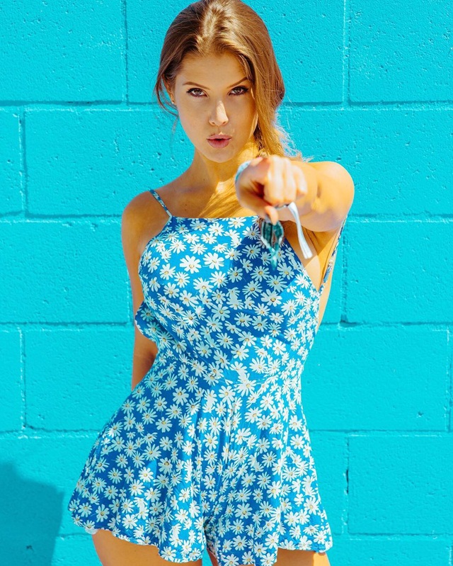 amanda-cerny