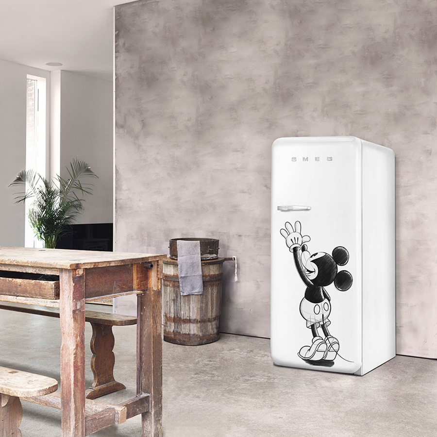 Trend Edisi Terhad Smeg x Mickey Mouse Glam Malaysia