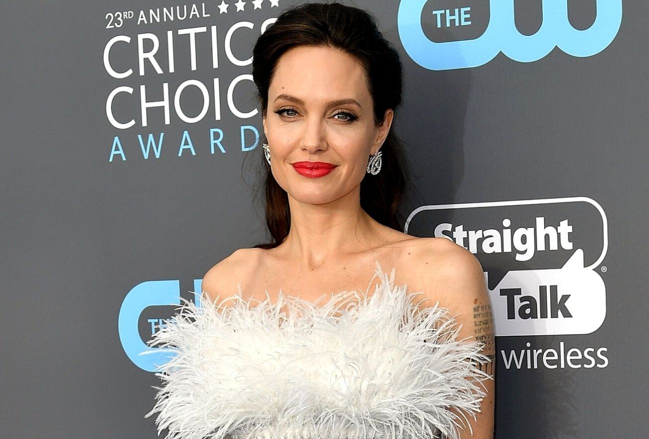 Angelina Jolie Pecah Rekod Instagram Dengan Mesej Penuh Emosi