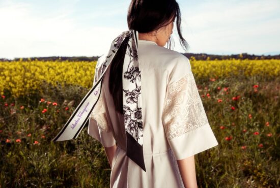 Cetakan Tuscan Wildflowers, Sentuhan Seni Salvatore Ferragamo