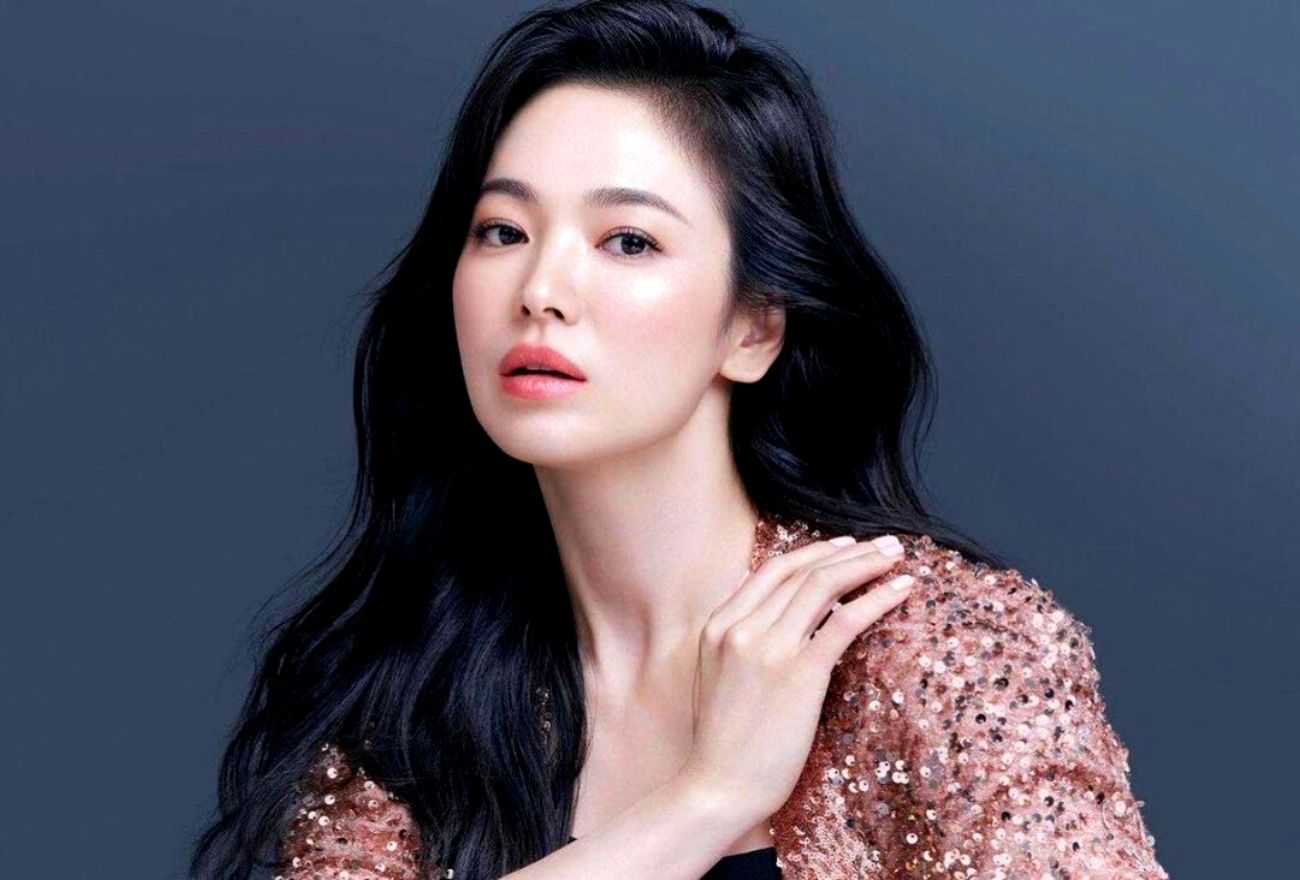 Song Hye Kyo Berkongsi Rahsia Kulit Licin Bak Porselin