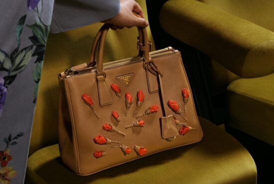 Beg Tangan Musim Ini: PRADA Galleria