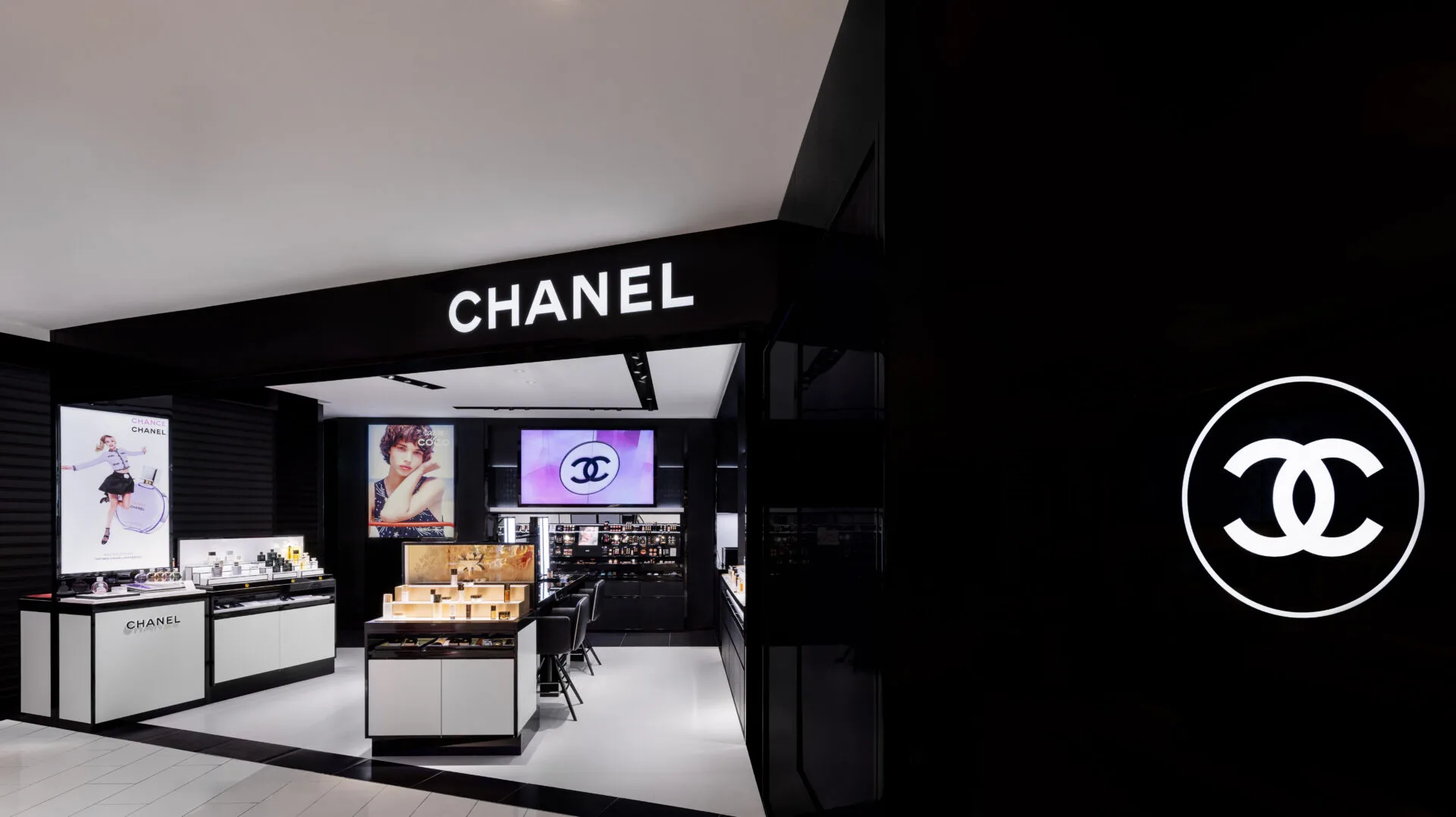 Chanel Cabin